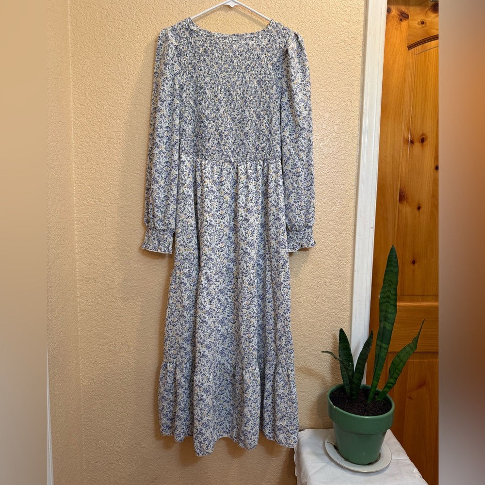 Chic Long Sleeve Maxi Floral Dress